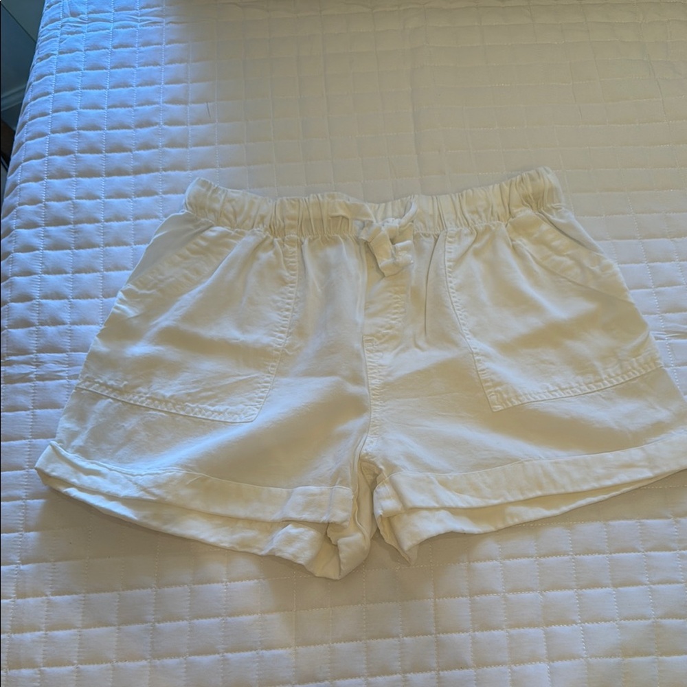 Love Tree Cream Cargo Shorts